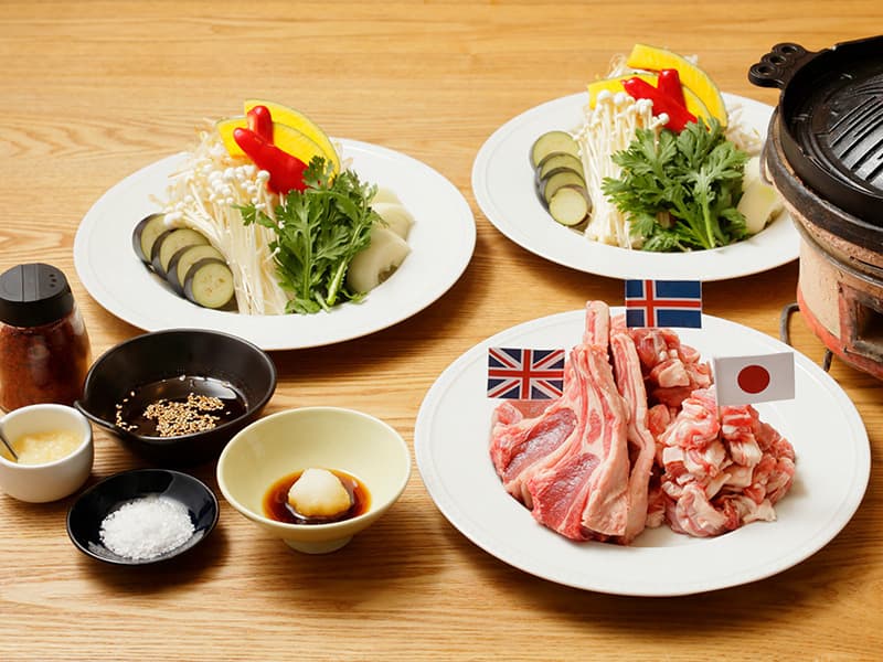 北海道、アイスランド、イギリスの羊肉を食べ比べるジンギスカンセット　