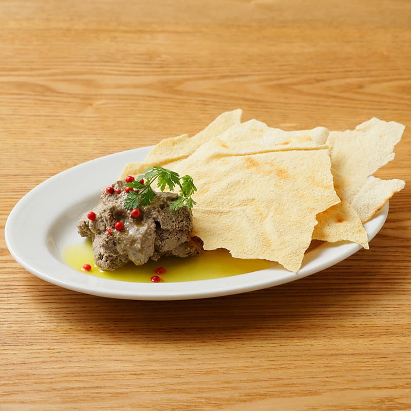 アイスランド産自家製レバーペーストパーネカラザウ添え